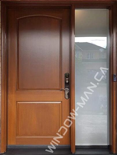 brown door colour fiberglass with sidelight stained in teak with multi point lock mahogany grain, wide sidelight, 40x96